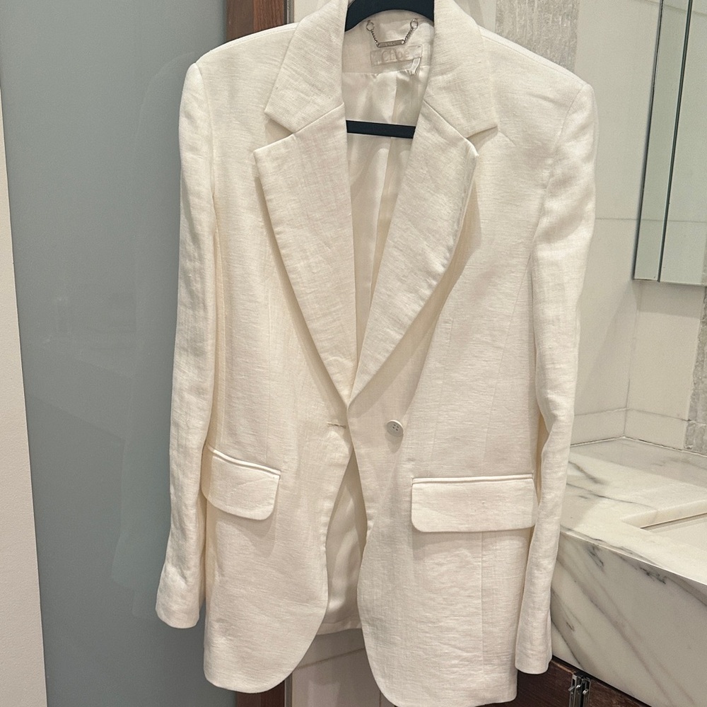 Elegant White Blazer